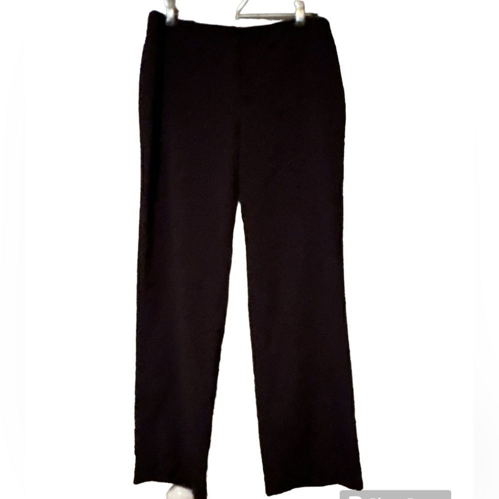 Tahari Black Cropped Pants Size O Slacks Sleek Look